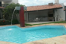 Aluga-se casa para temporada na praia de cumbuco